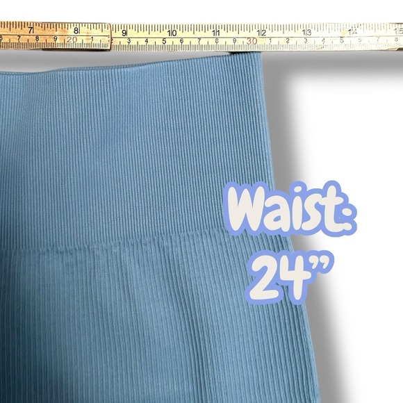 OQQ Blue Ribbed Seamless Sports Bra & Biker Shorts Set Women's L Stretch - Picture 5 of 9